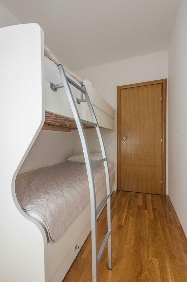 Apartament Ramljak *